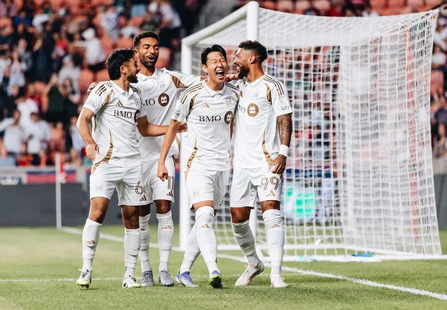 img, 孙兴慜社媒, div