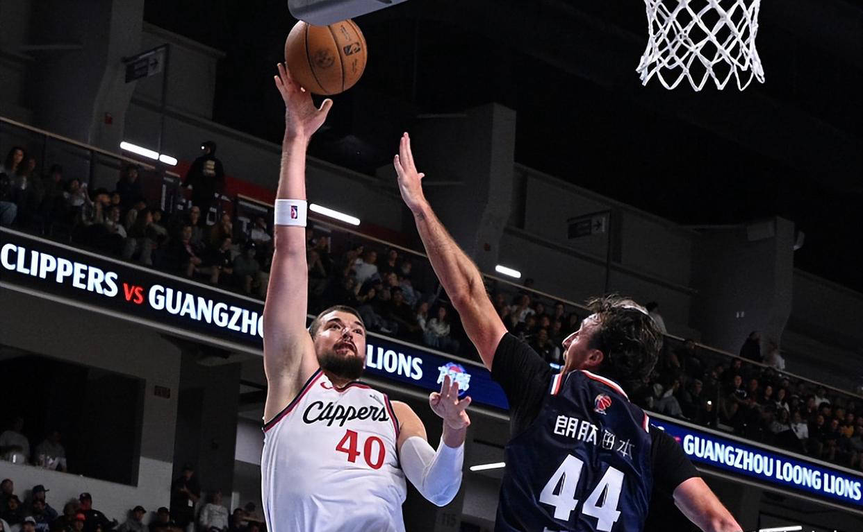 季后赛, 而广州队则 季后赛, 而广州队则