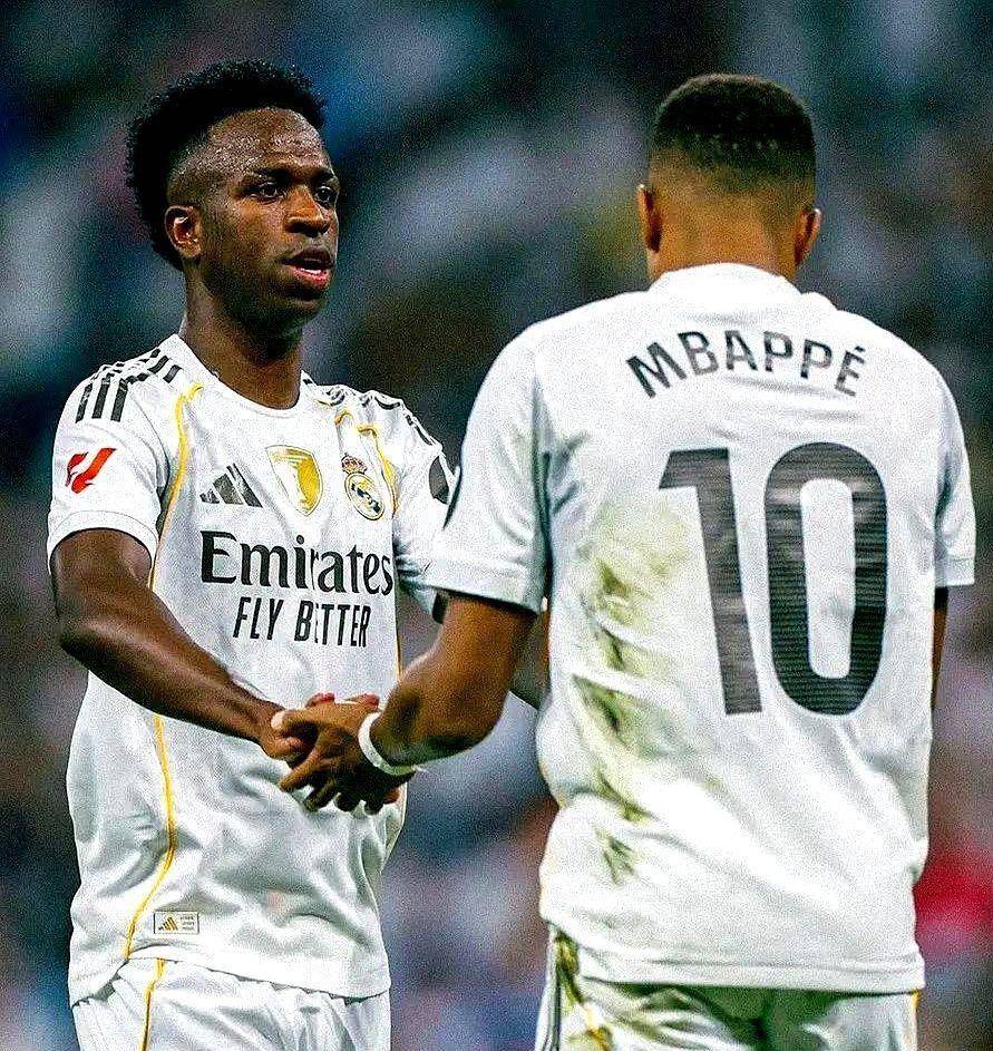 他们队里还, 形成鲜明对, 血流